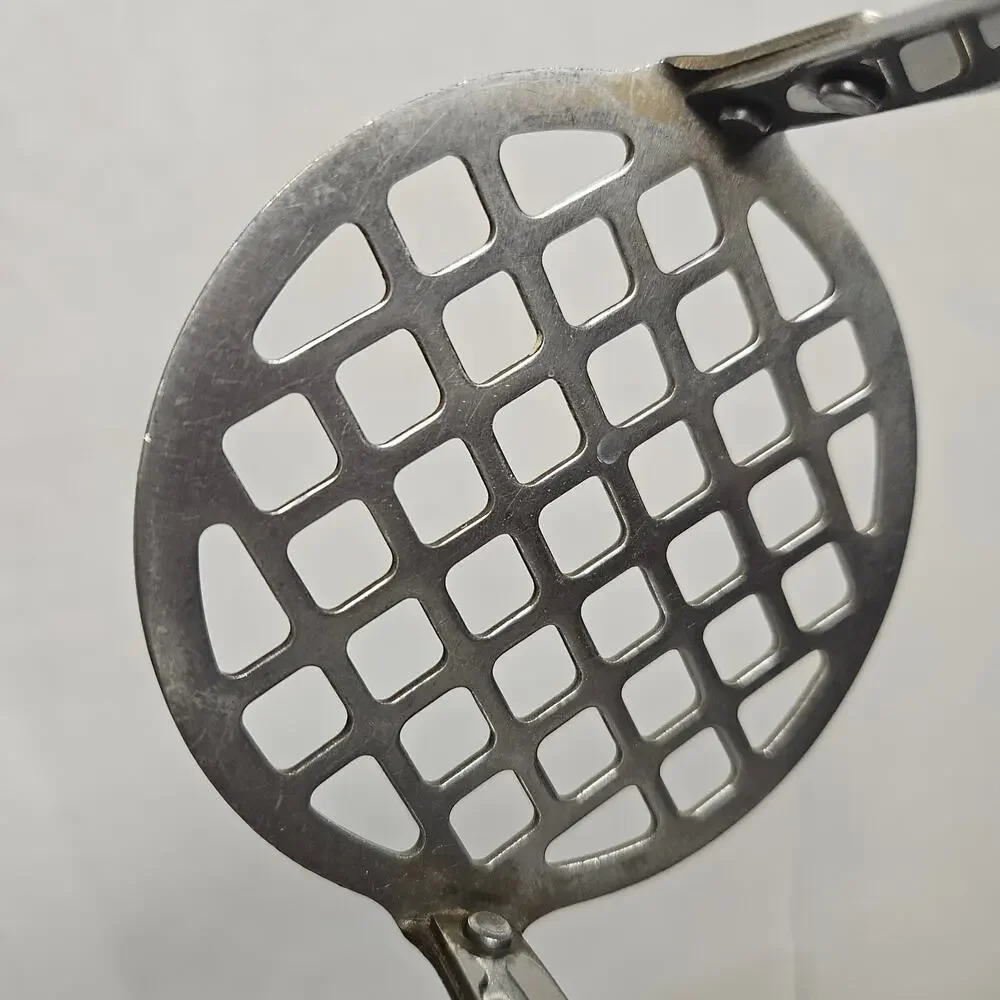 Vintage Flint Stainless Steel Potato Masher Wood Handle Kitchen Tool 9.5”